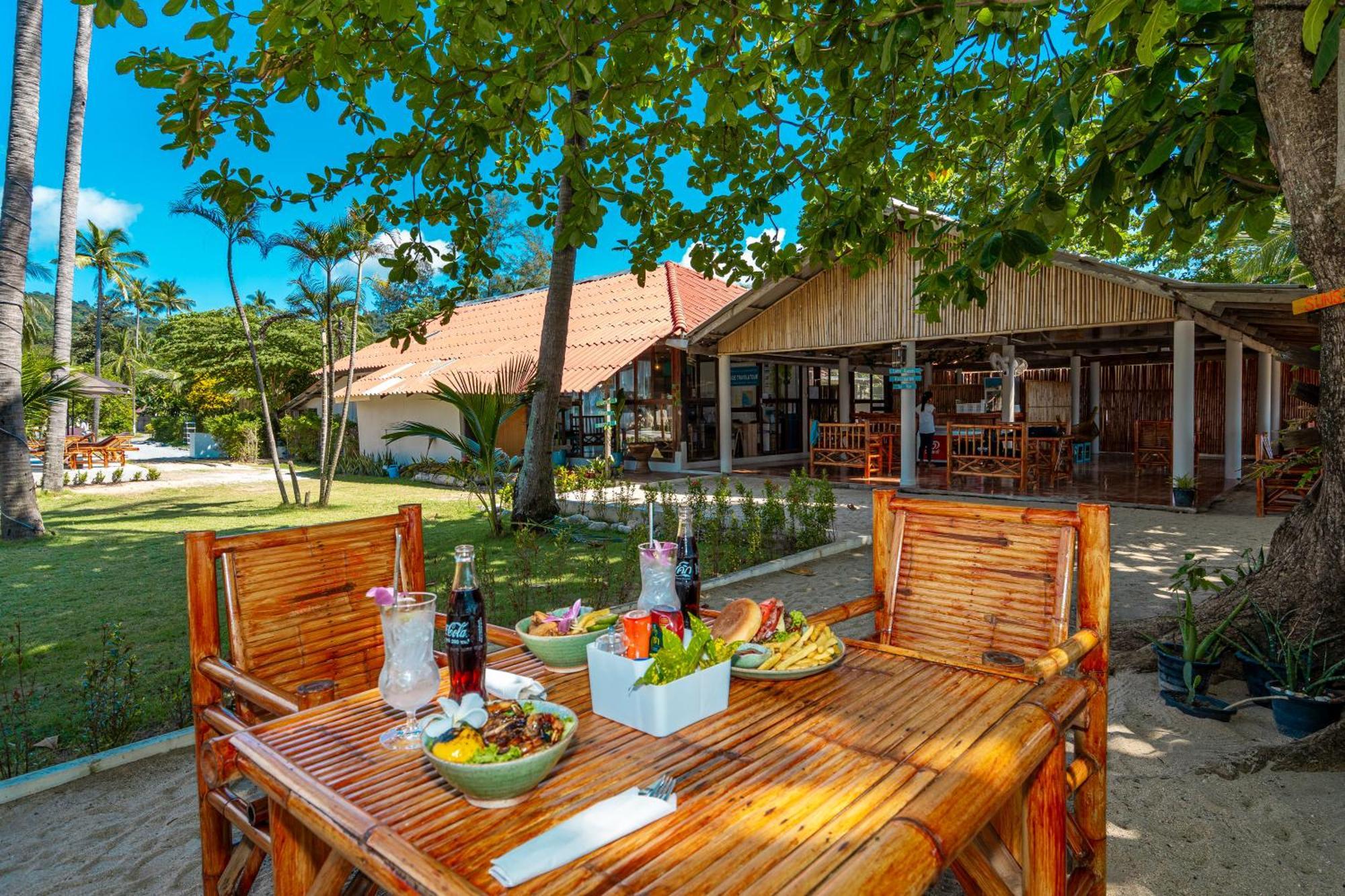 Lanta Beachfront Resort Koh Lanta Exterior photo